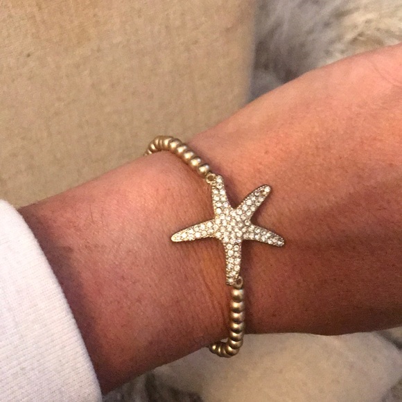 Elastic starfish bracelet - Picture 2 of 3